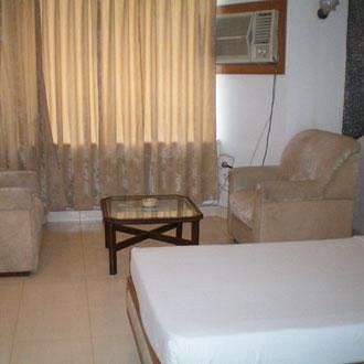 Samdariya Hotel จาบัลปูร์ ภายนอก รูปภาพ